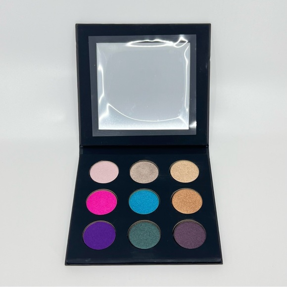 Make Up For Ever Palette 9 Artist Color High Impact Eyeshadow Palette, Vol. #2 - Picture 10 of 13
